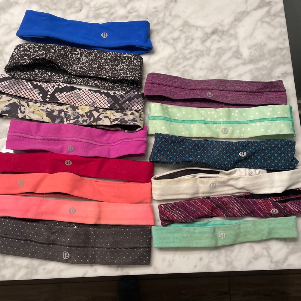 Pack of Lululemon headbands